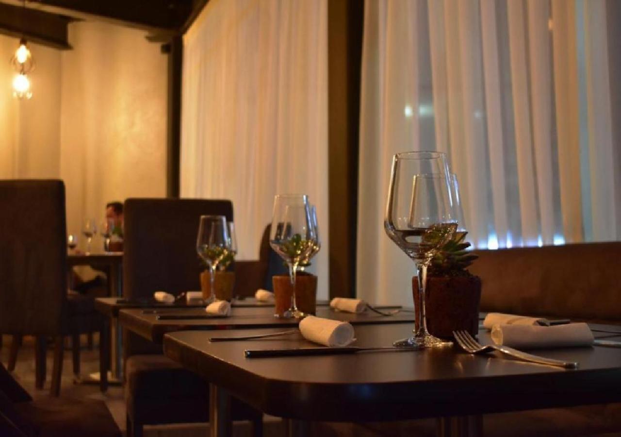 Esduma Hk Hotel Pachuca ภายนอก รูปภาพ