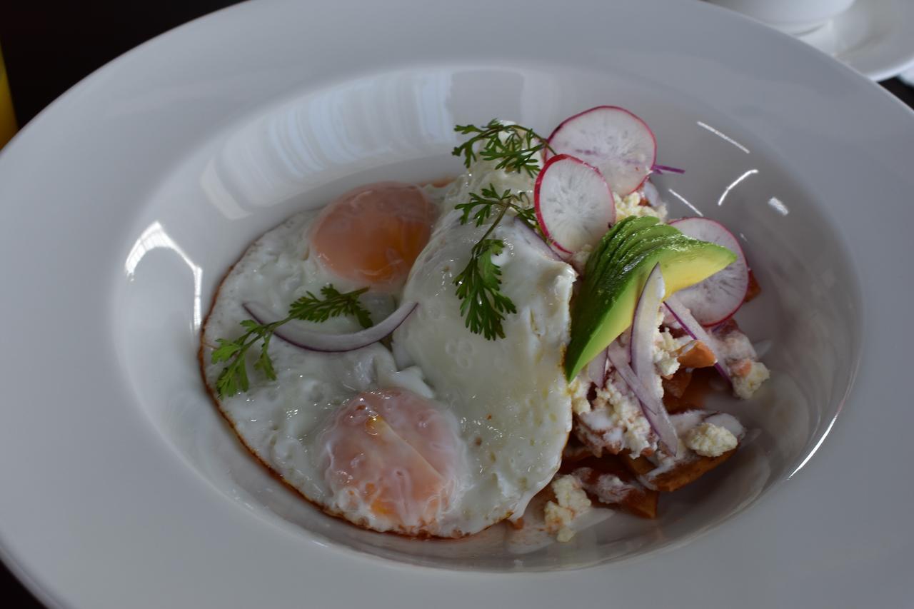Esduma Hk Hotel Pachuca ภายนอก รูปภาพ