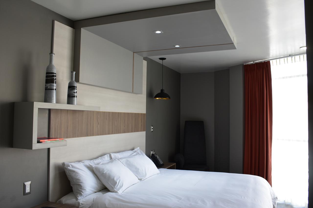 Esduma Hk Hotel Pachuca ภายนอก รูปภาพ