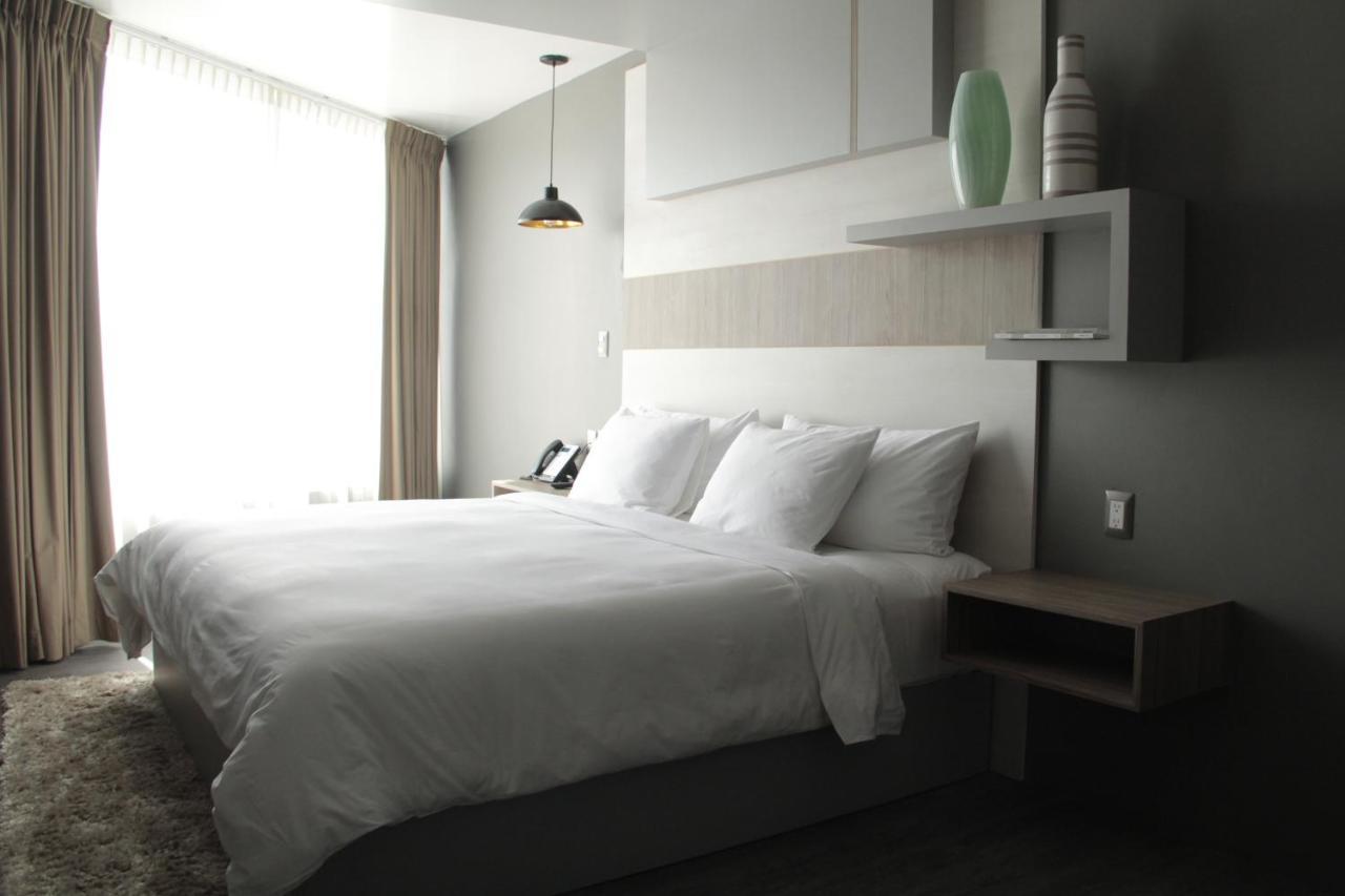 Esduma Hk Hotel Pachuca ภายนอก รูปภาพ