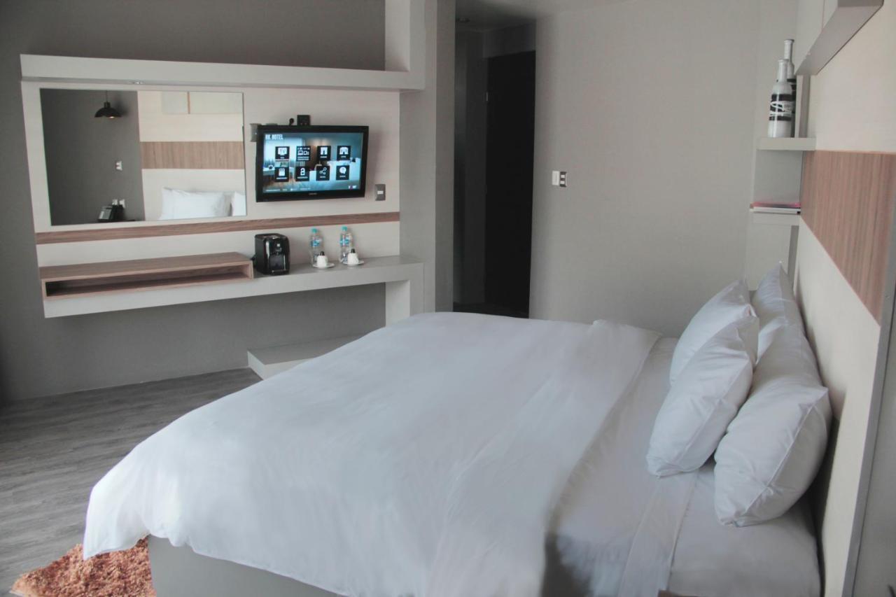 Esduma Hk Hotel Pachuca ภายนอก รูปภาพ